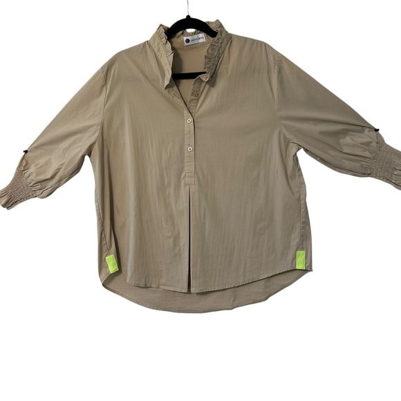 Caryn Lawn Beige Ruffle Collar Button Front Long Sleeve Shirt Top Women's - Picture 2 of 12